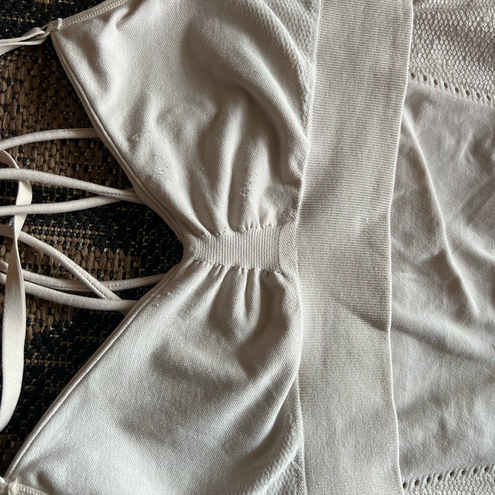 Athleta allegro support tank - Picture 4 of 8
